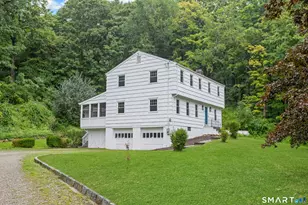 31 Granite Ridge Rd, Redding, CT 06896 - Photo 2