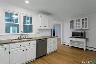31 Granite Ridge Rd, Redding, CT 06896 - Photo 6