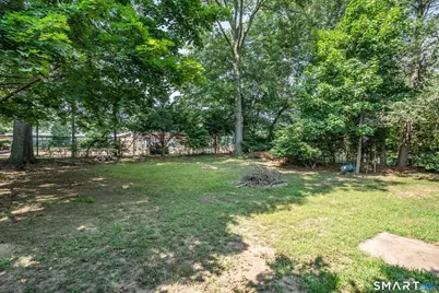 104 Hilldale Road, West Hartford, CT 06117 - Photo 20