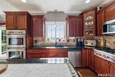 181 Martha Way, Thomaston, CT 06787 - Photo 12