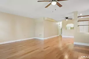 25 Ellsworth St, Bridgeport, CT 06605 - Photo 12