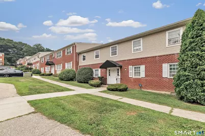 50 Greenhouse Road #2C, Bridgeport, CT 06606 - Photo 2