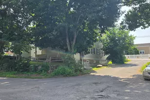 27 N Main St, Thomaston, CT 06787 - Photo 10