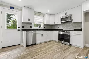 122 Upper State St, North Haven, CT 06473 - Photo 8