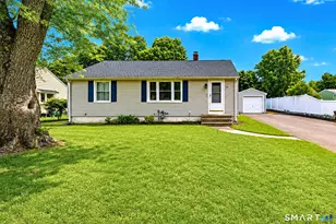 13 Parkview Rd, Wallingford, CT 06492 - Photo 2