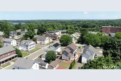 8 Chestnut Street, Windsor Locks, CT 06096 - Photo 36