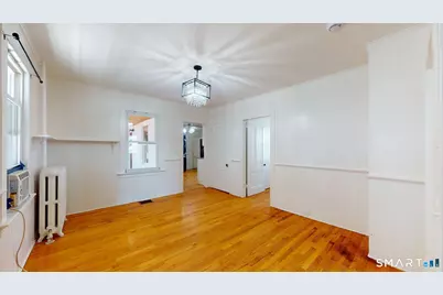 8 Chestnut Street, Windsor Locks, CT 06096 - Photo 6