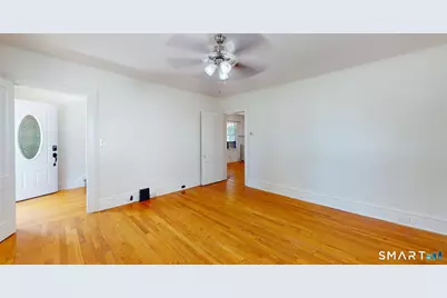 8 Chestnut Street, Windsor Locks, CT 06096 - Photo 14