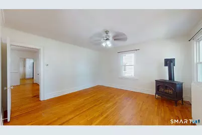 8 Chestnut Street, Windsor Locks, CT 06096 - Photo 12