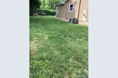 9 Washington Road, Windsor, CT 06095 - Photo 4