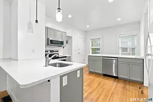 34 Harlem Ave, Bridgeport, CT 06606 - Photo 12