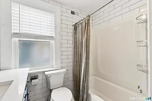 34 Harlem Ave, Bridgeport, CT 06606 - Photo 18