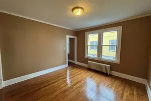 94-96 Thomaston St, Hartford, CT 06112 - Photo 10