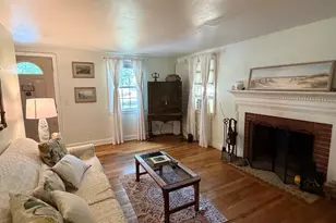 360 Griswold St, Glastonbury, CT 06033 - Photo 8