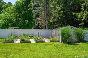 1 Brookwood Dr, Newtown, CT 06470 - Photo 32