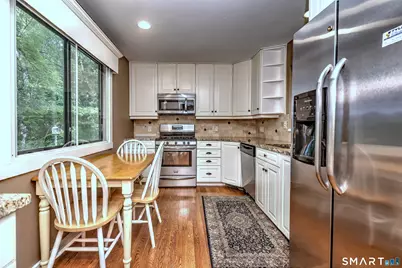 383 Sequoia Lane #B, Stratford, CT 06614 - Photo 6