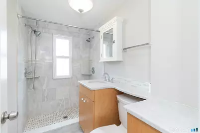 33 Clearview Avenue, East Haven, CT 06512 - Photo 8