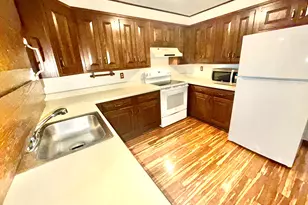 24 Brookside Village, Enfield, CT 06082 - Photo 6