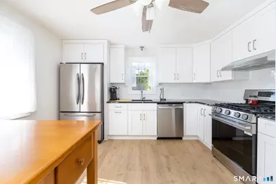 43 May Street, New Britain, CT 06052 - Photo 6