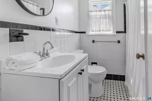 85 Louvain St, Fairfield, CT 06825 - Photo 20