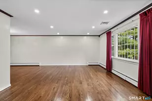14 Briar Ln, Bloomfield, CT 06002 - Photo 10