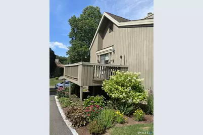 212 Agawam Drive #B, Stratford, CT 06614 - Photo 2