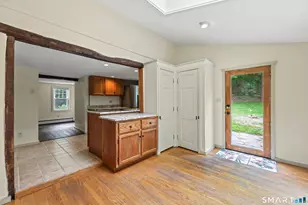 917 Hopewell Rd, Glastonbury, CT 06073 - Photo 8