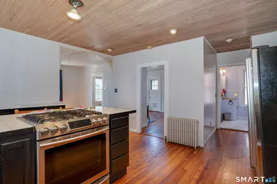 26 Bonner Street, Hartford, CT 06106 - Photo 12