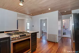 26 Bonner St, Hartford, CT 06106 - Photo 12