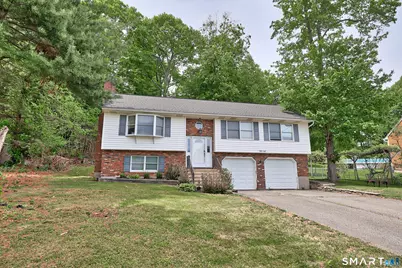 58 Oak Hollow Drive, Waterbury, CT 06708 - Photo 20