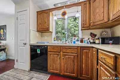 58 Oak Hollow Drive, Waterbury, CT 06708 - Photo 8