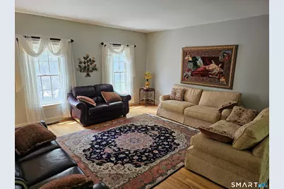 16 Gate Post Lane, Woodbury, CT 06798 - Photo 4