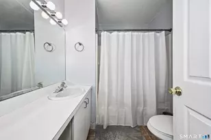 827 Oronoke Rd, Waterbury, CT 06708 - Photo 14
