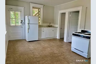 808 Mill Plain Road #2nd Floor, Fairfield, CT 06824 - Photo 12