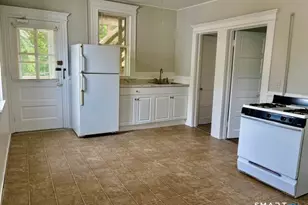 808 Mill Plain Rd, Fairfield, CT 06824 - Photo 12