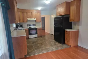 15 Elizabeth Dr, Stonington, CT 06379 - Photo 4