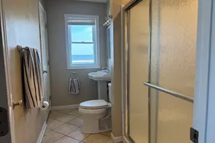 105 Milford Point Rd, Milford, CT 06460 - Photo 24