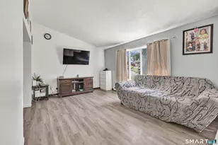 7 Genesee St, East Haven, CT 06512 - Photo 12