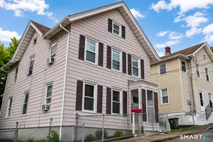 11 Bergen St, Waterbury, CT 06706 - Photo 2