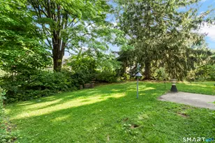 14 Home Pl, Danbury, CT 06810 - Photo 26