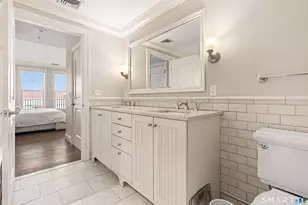 85 Memorial Rd, West Hartford, CT 06107 - Photo 12