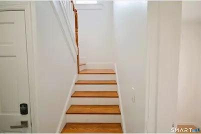 70 Lincoln Avenue, Stamford, CT 06902 - Photo 20
