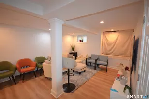 70 Lincoln Ave, Stamford, CT 06902 - Photo 14