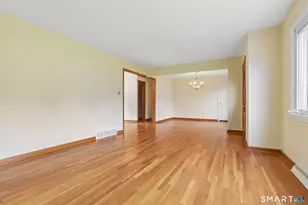 19 Palmer Rd, North Haven, CT 06473 - Photo 2
