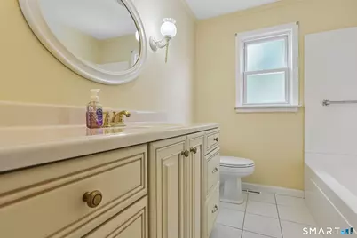 19 Palmer Road, North Haven, CT 06473 - Photo 18