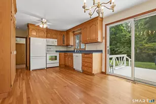 19 Palmer Rd, North Haven, CT 06473 - Photo 8