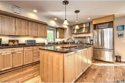 32 Grant Street, Milford, CT 06460 - Photo 14