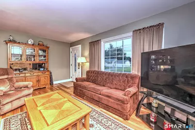 43 Prairie Avenue, Derby, CT 06418 - Photo 10