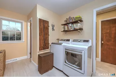 43 Prairie Avenue, Derby, CT 06418 - Photo 22