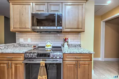 43 Prairie Avenue, Derby, CT 06418 - Photo 20